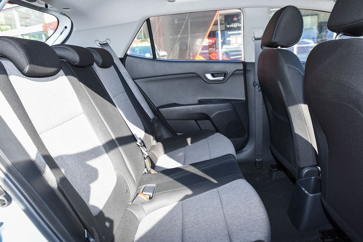2024 Kia Stonic S YB