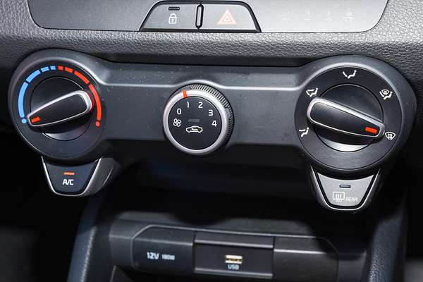 2024 Kia Stonic S YB