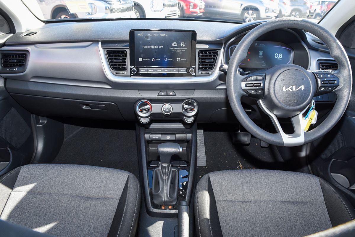 2024 Kia Stonic S YB