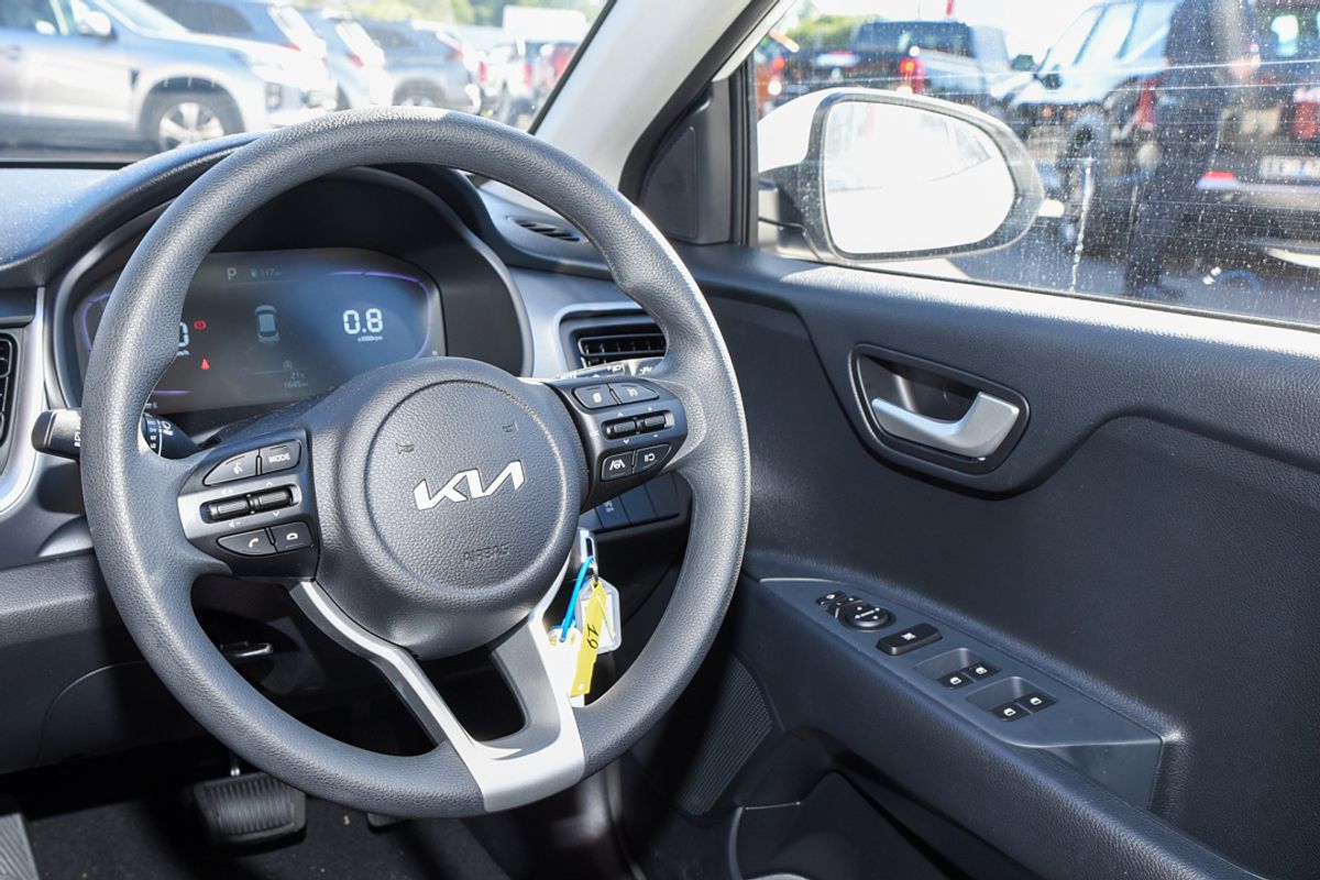 2024 Kia Stonic S YB
