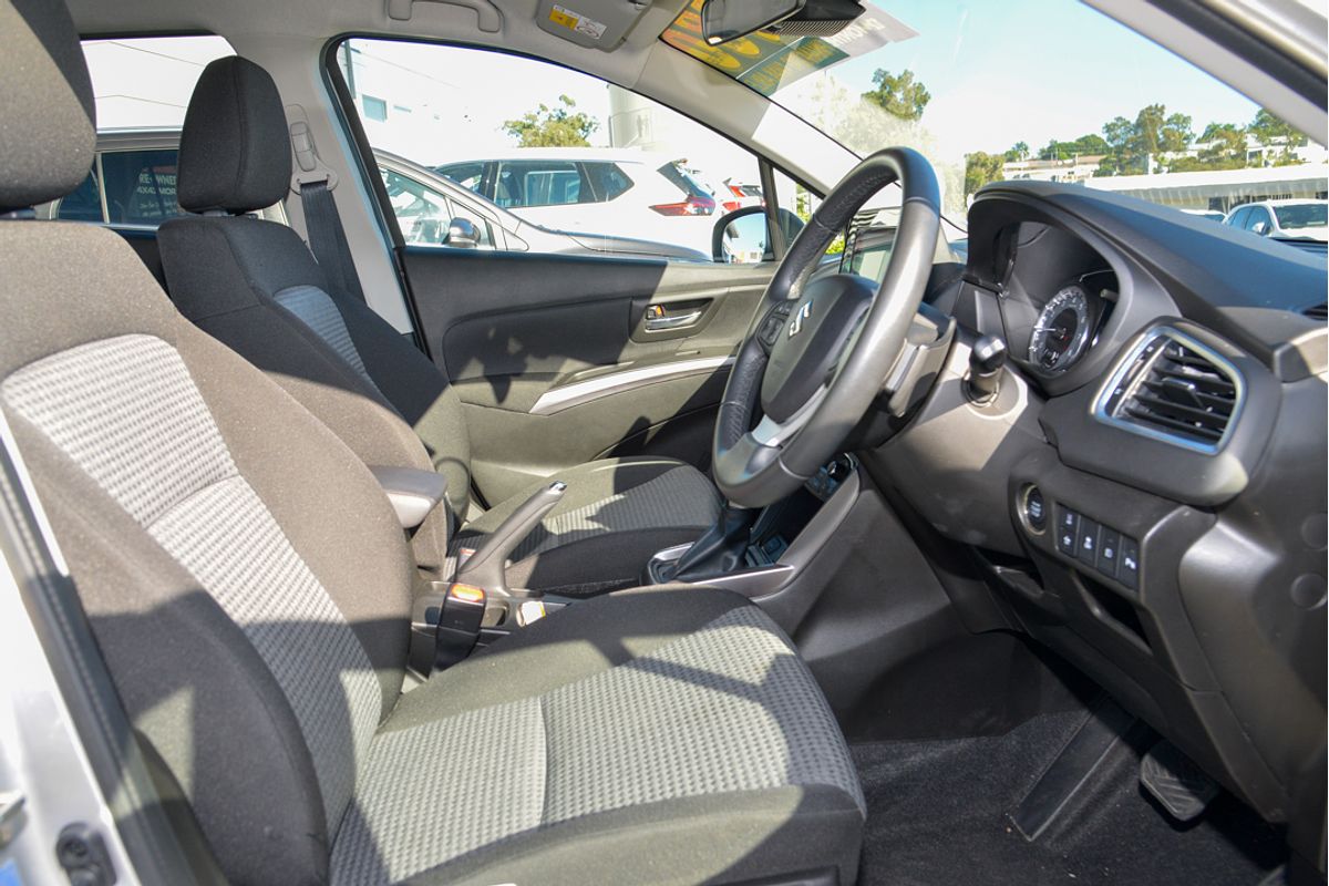 2023 Suzuki S-Cross JYB