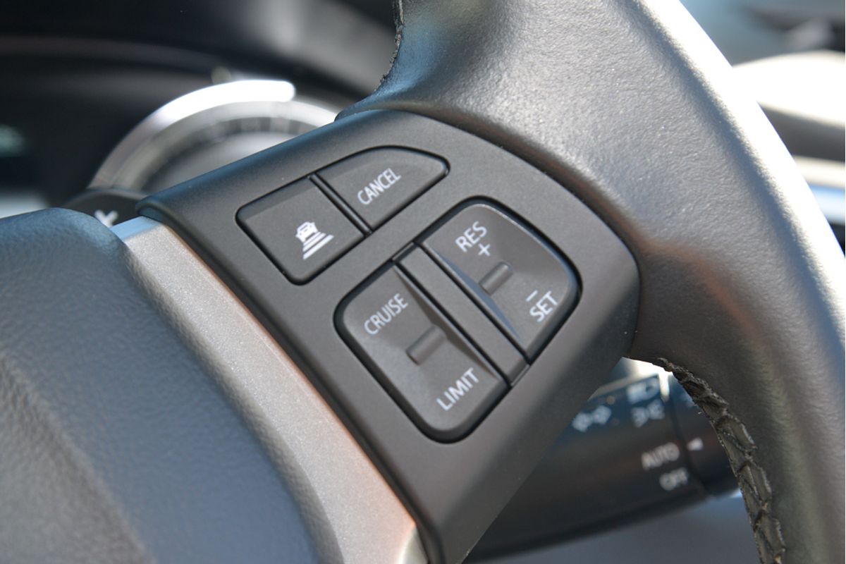 2023 Suzuki S-Cross JYB