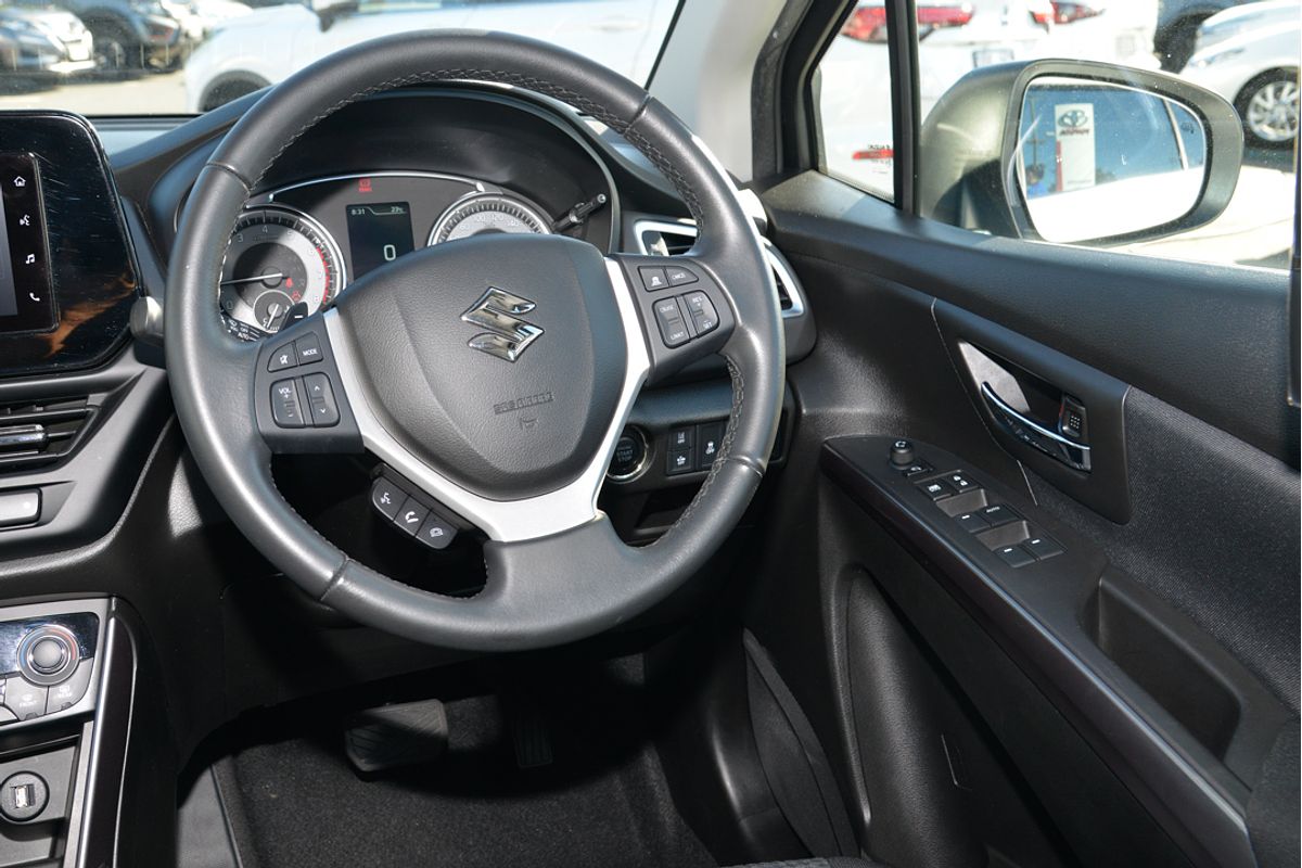 2023 Suzuki S-Cross JYB