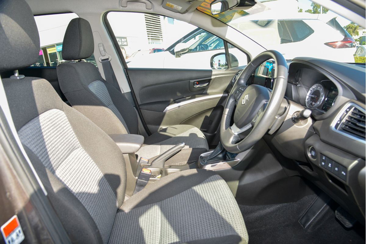 2023 Suzuki S-Cross JYB