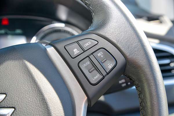 2023 Suzuki S-Cross JYB
