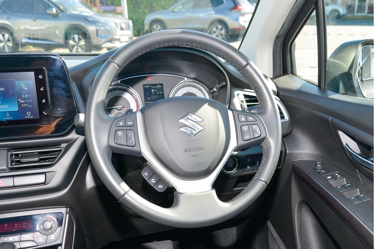 2023 Suzuki S-Cross JYB