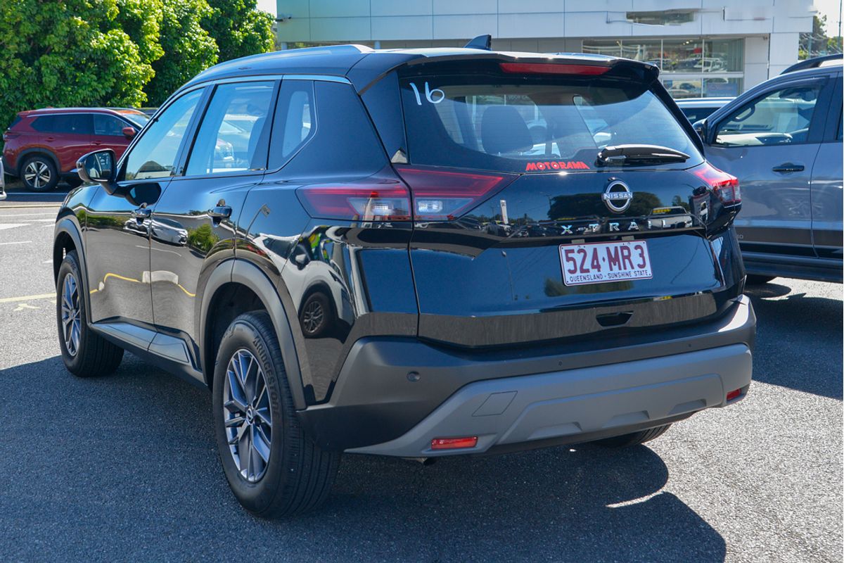 2023 Nissan X-TRAIL ST T33