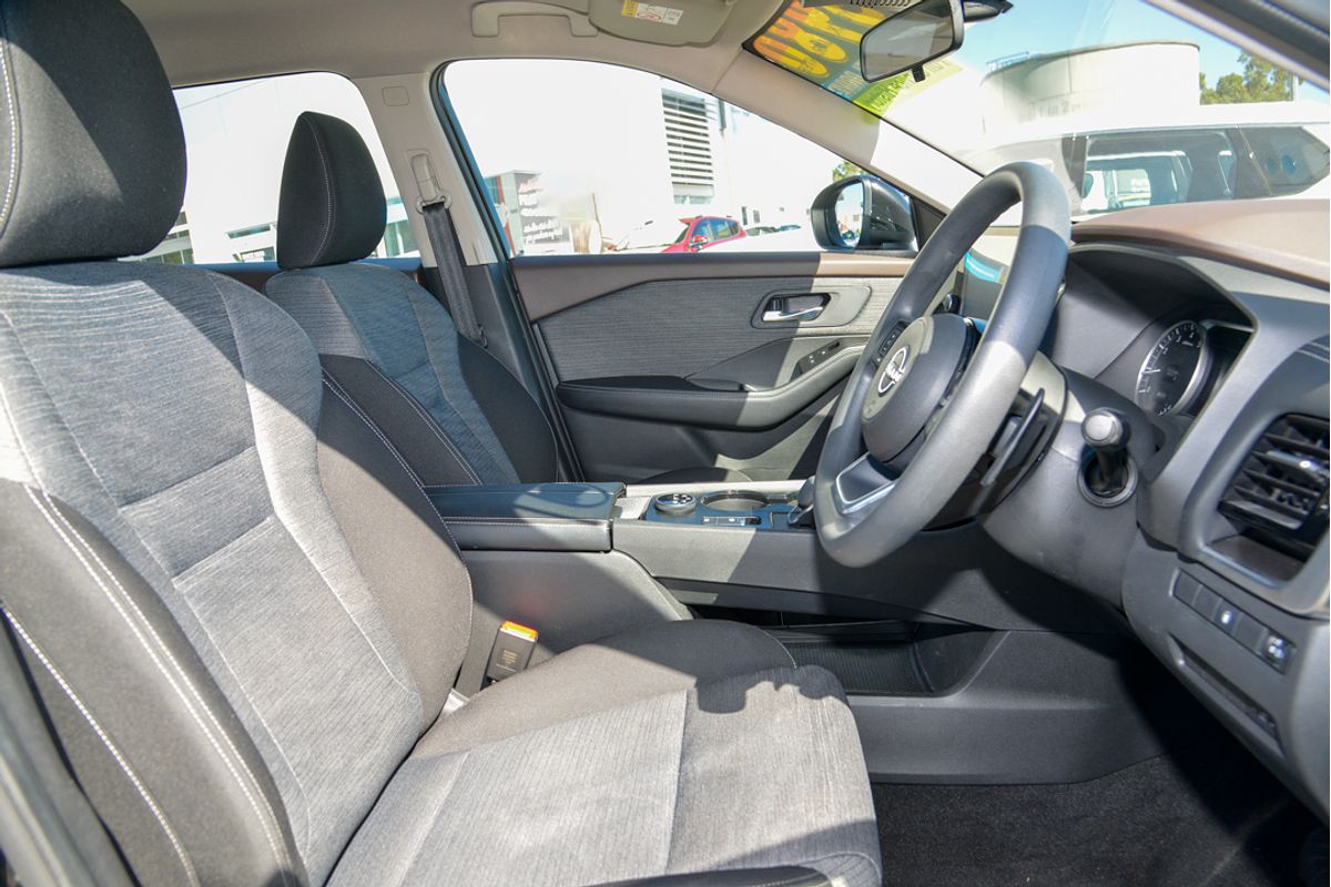 2023 Nissan X-TRAIL ST T33