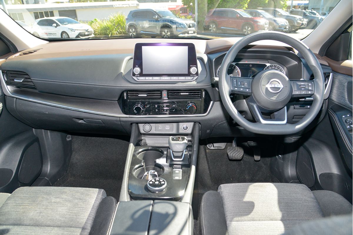 2023 Nissan X-TRAIL ST T33