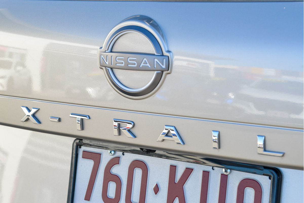 2024 Nissan X-TRAIL ST-L T33