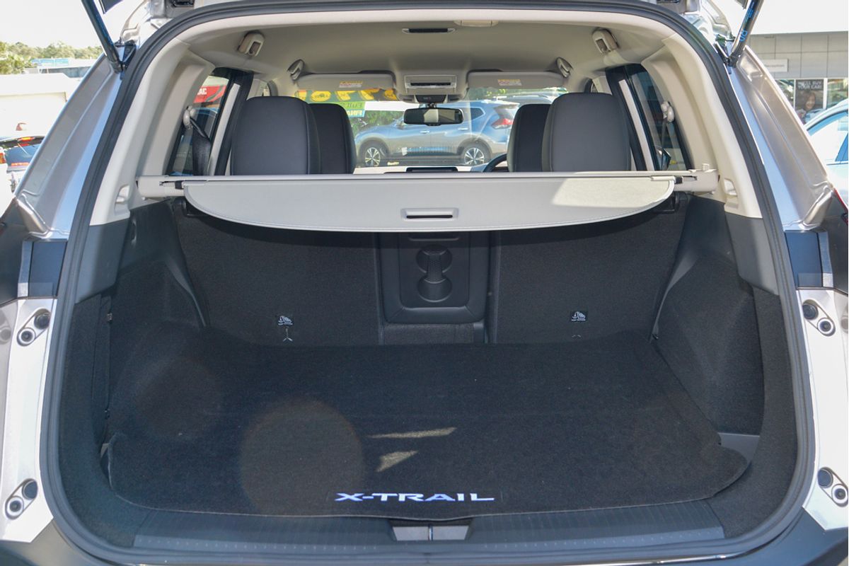 2024 Nissan X-TRAIL ST-L T33