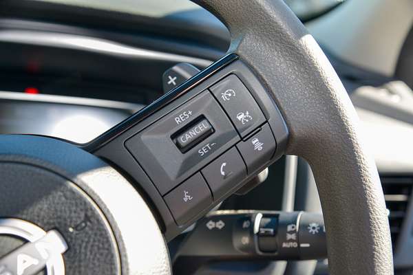 2024 Nissan QASHQAI ST+ J12