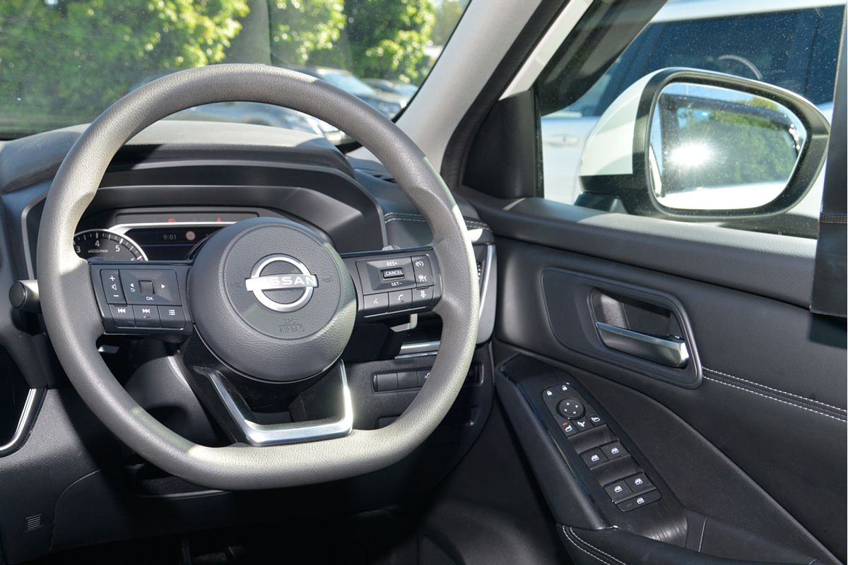 2024 Nissan QASHQAI ST+ J12