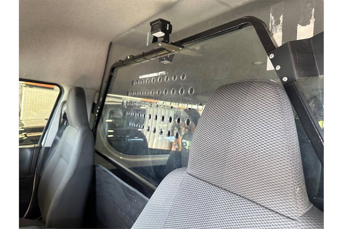 2018 Toyota Hiace Commuter KDH223R