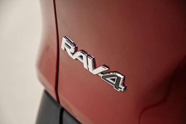 2021 Toyota RAV4 Cruiser AXAH52R