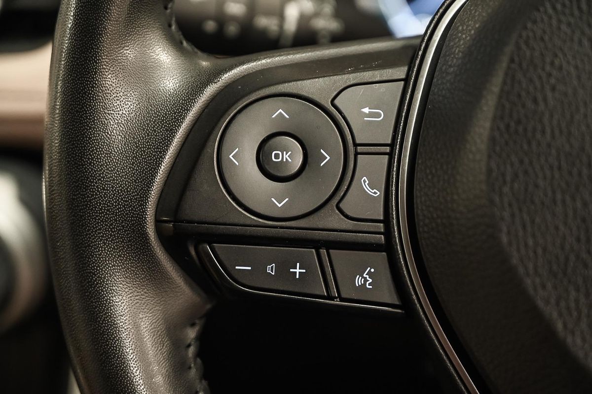 2021 Toyota RAV4 Cruiser AXAH52R