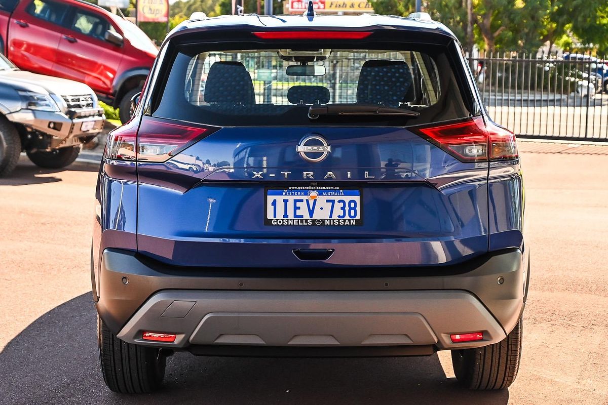 2024 Nissan X-TRAIL ST T33