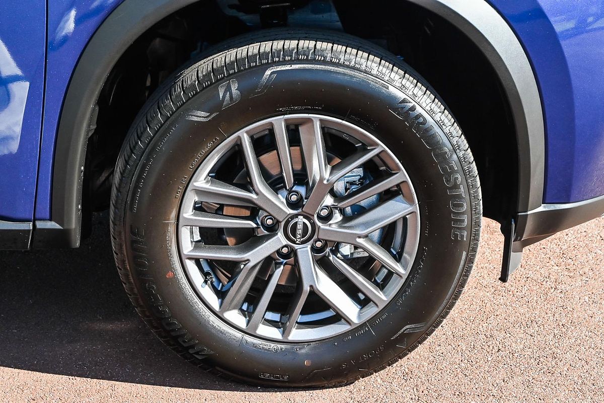 2024 Nissan X-TRAIL ST T33