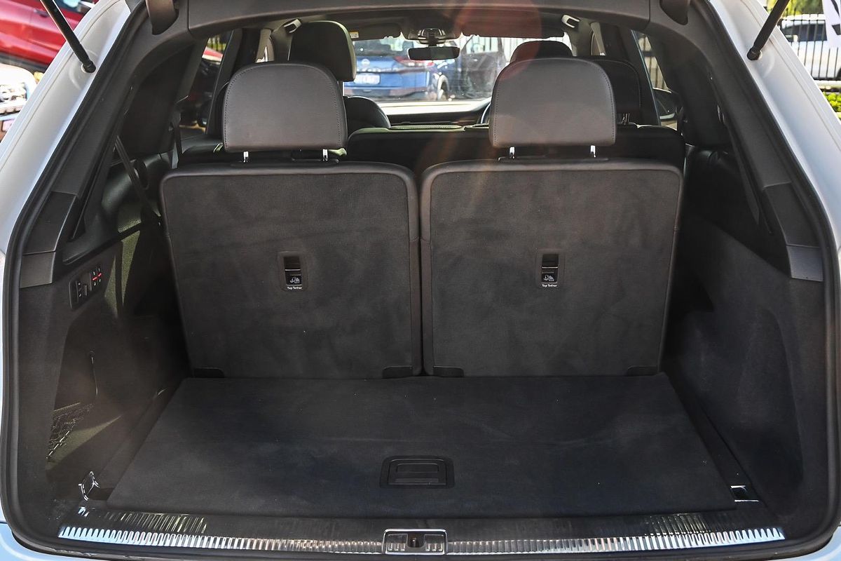 2020 Audi Q7 50 TDI S line 4M