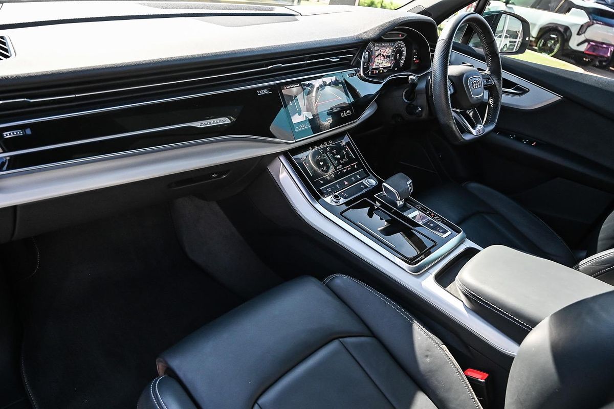 2020 Audi Q7 50 TDI S line 4M