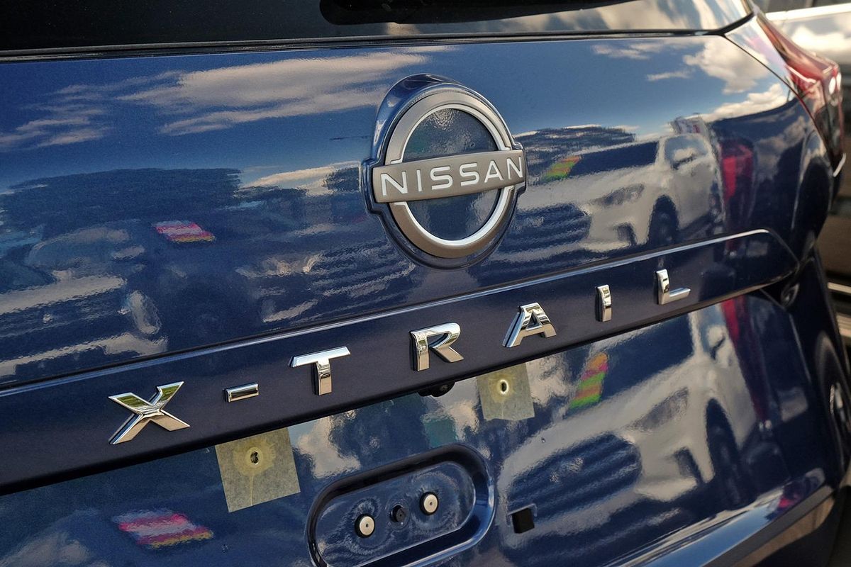 2024 Nissan X-TRAIL ST-L T33