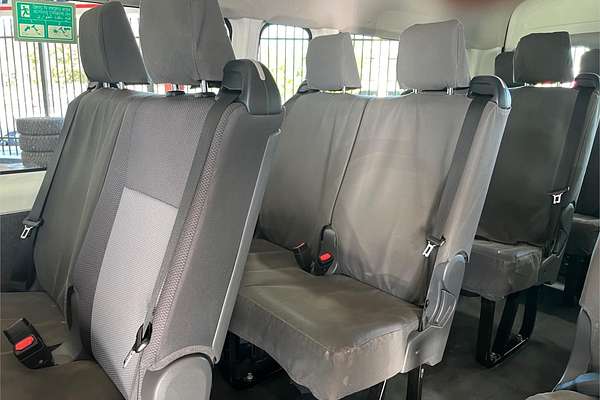 2020 Toyota Hiace Commuter GDH322R