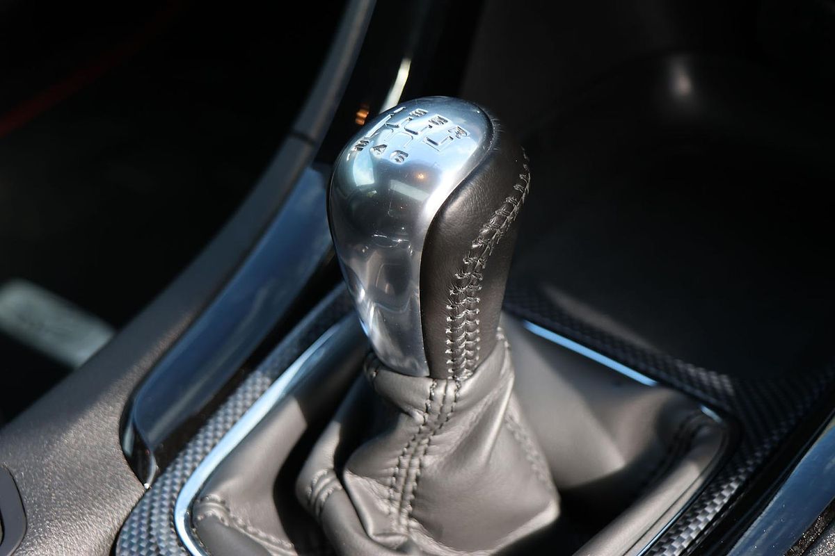 2016 Holden Commodore SS Black VF Series II