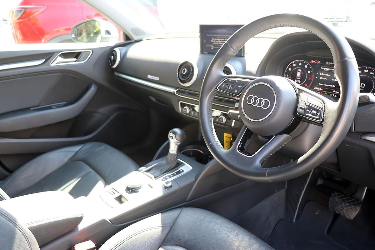 2020 Audi A3 35 TFSI S line plus 8V