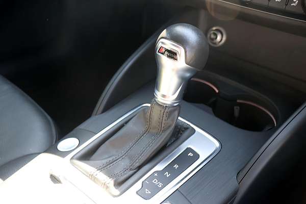 2020 Audi A3 35 TFSI S line plus 8V