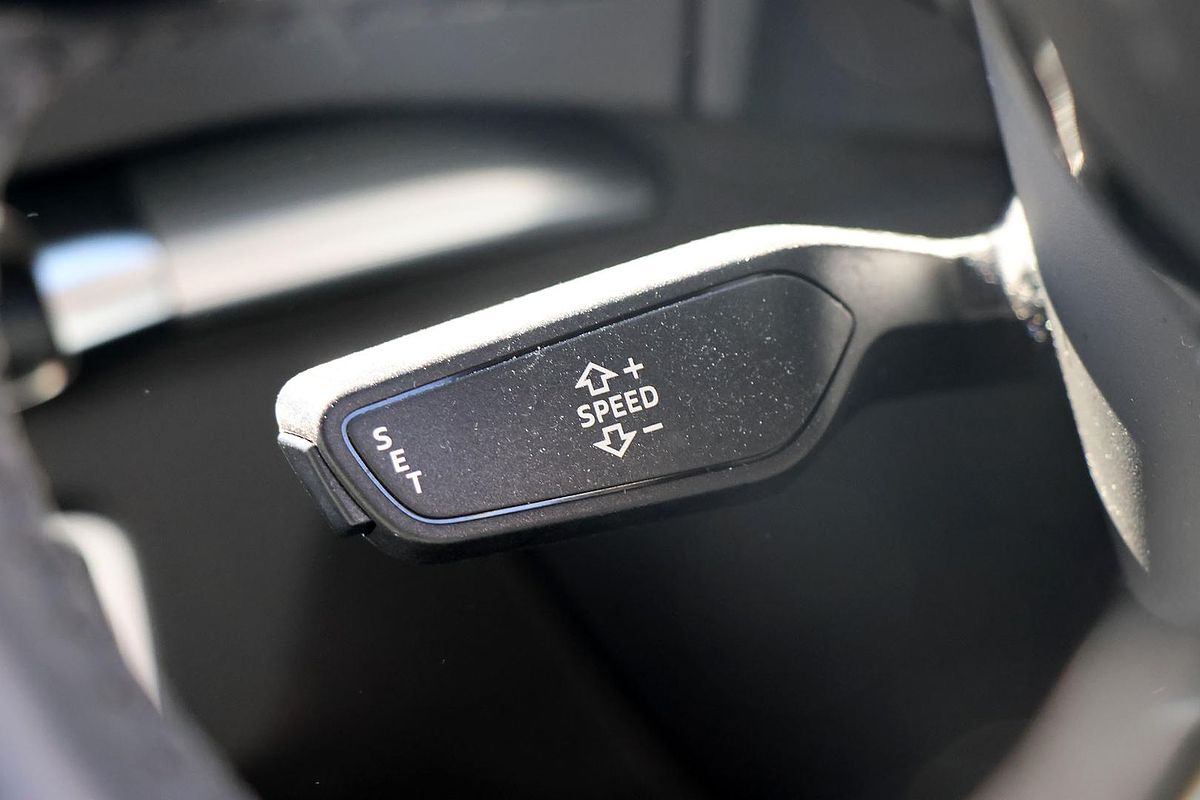 2020 Audi A3 35 TFSI S line plus 8V