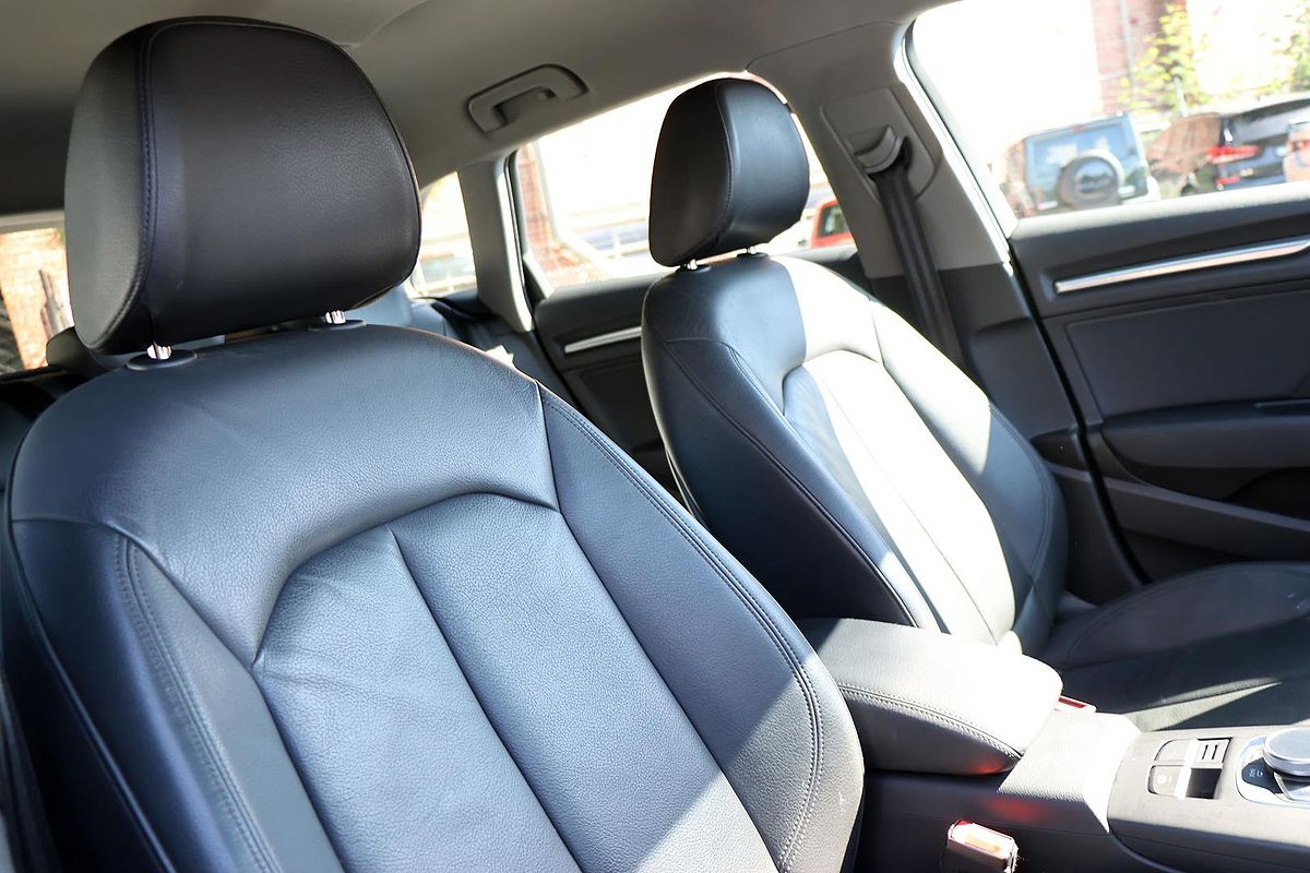 2020 Audi A3 35 TFSI S line plus 8V
