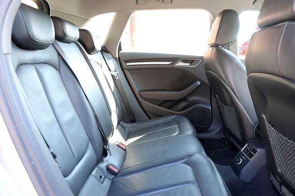 2020 Audi A3 35 TFSI S line plus 8V