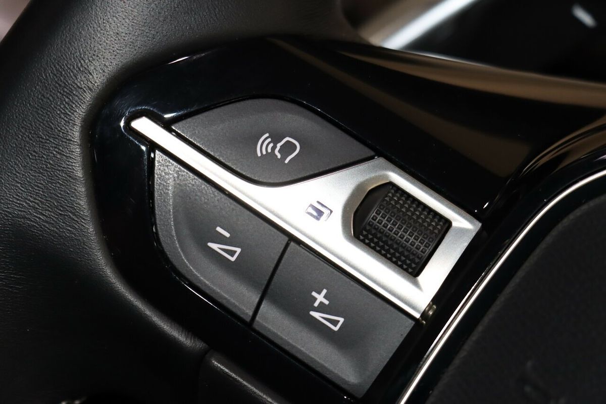2021 Peugeot 3008 Allure P84