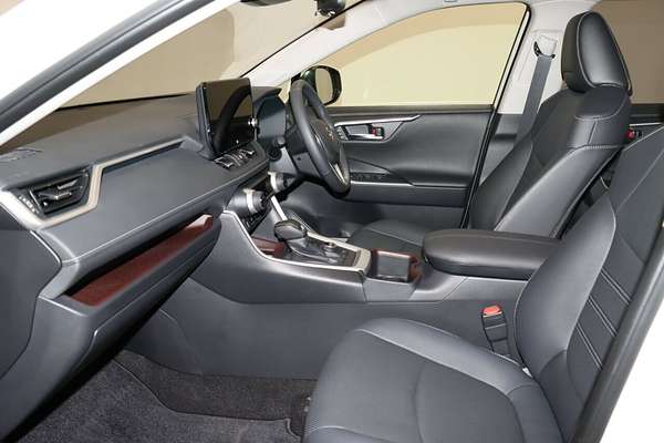 2024 Toyota RAV4 Cruiser AXAH54R