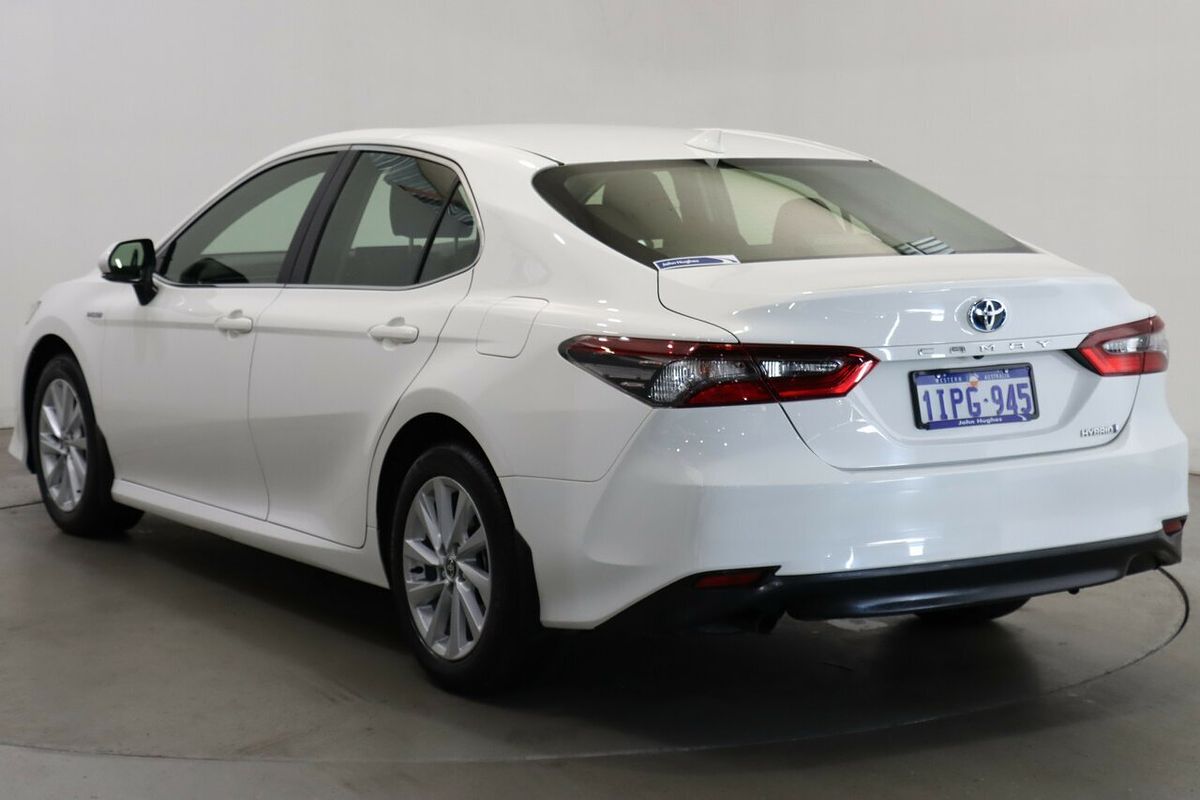 2021 Toyota Camry Ascent AXVH70R