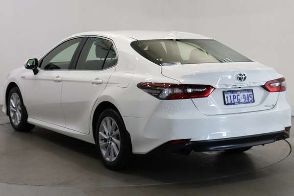 2021 Toyota Camry Ascent AXVH70R
