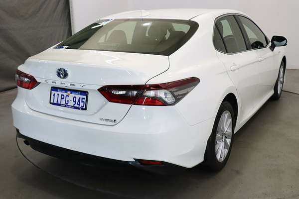 2021 Toyota Camry Ascent AXVH70R