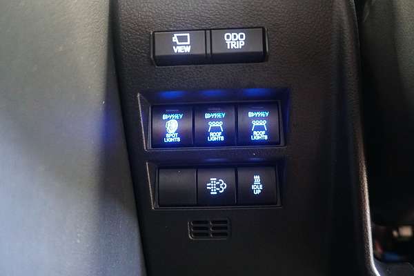 2022 Toyota Landcruiser VX FJA300R