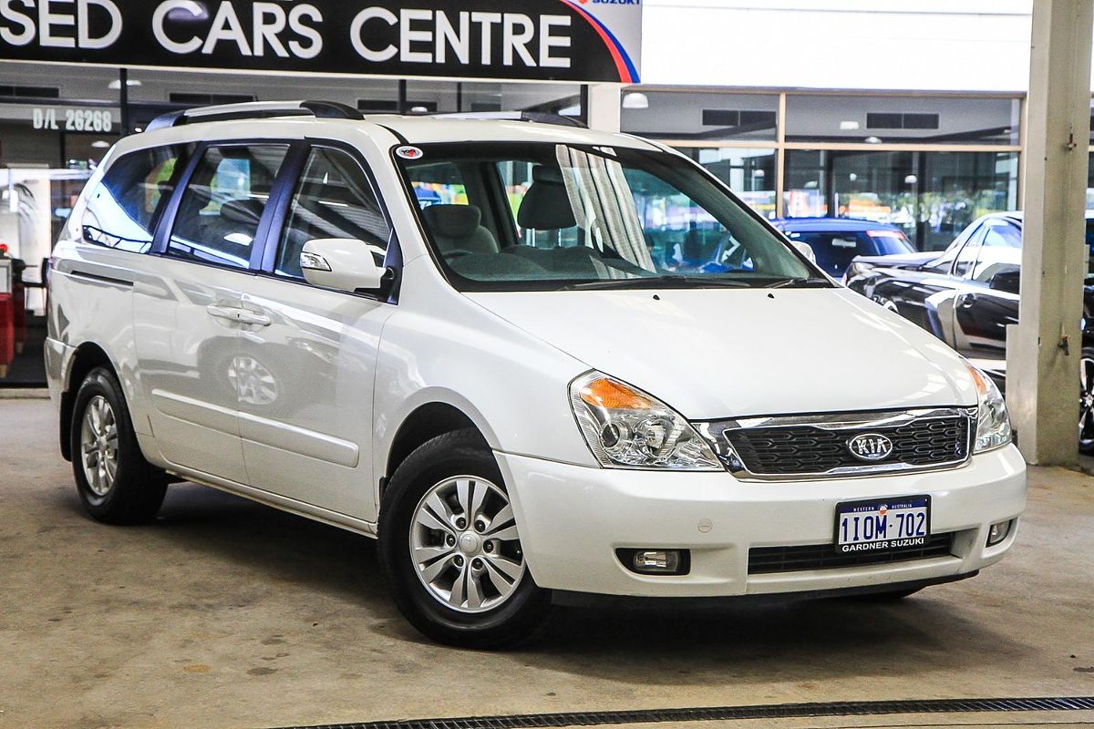 2012 Kia Grand Carnival Si VQ