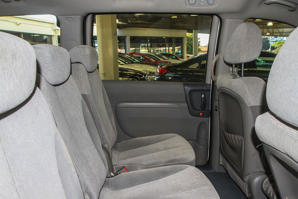 2012 Kia Grand Carnival Si VQ