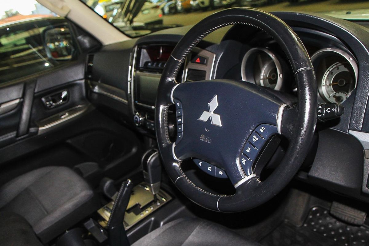 2020 Mitsubishi Pajero GLX NX