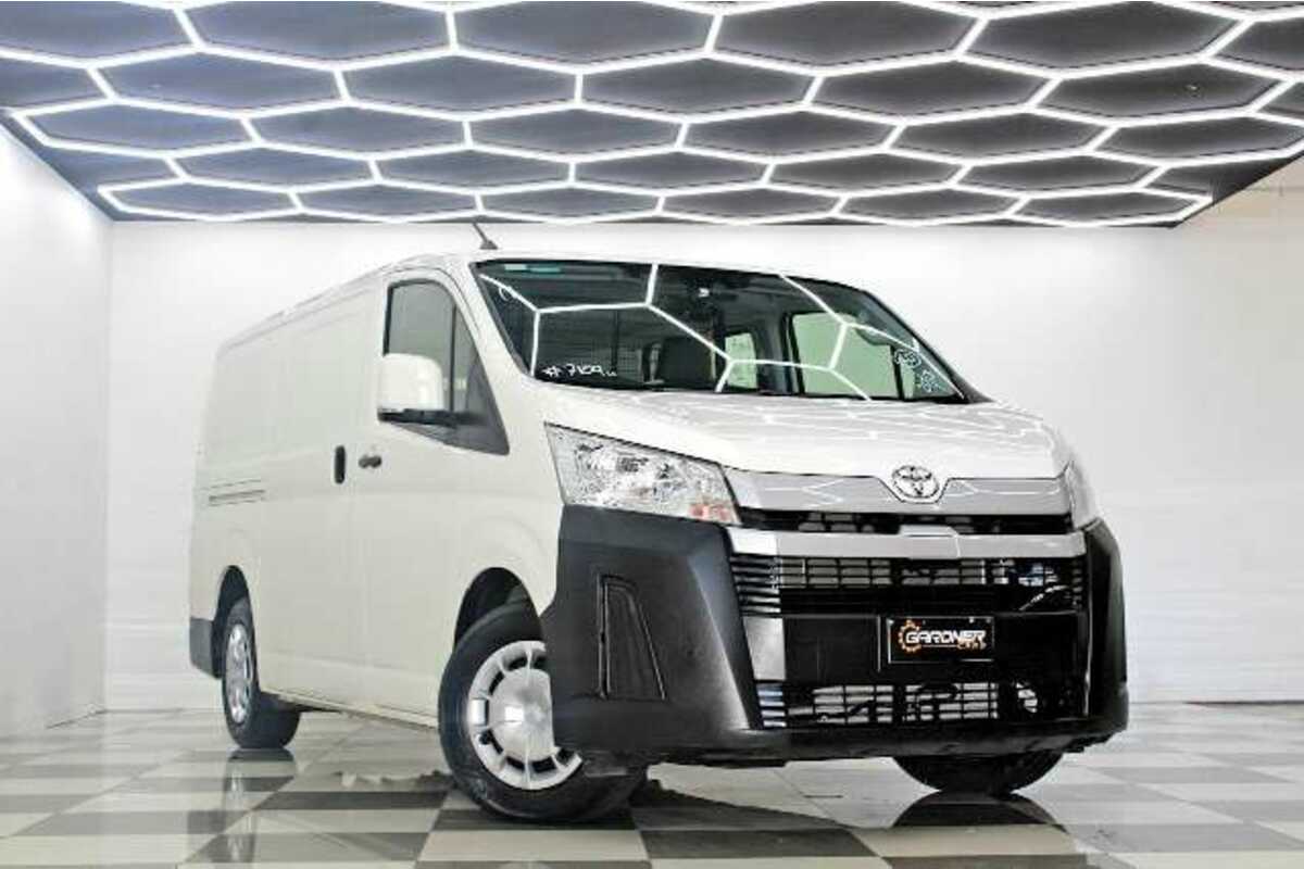 2020 Toyota HIACE LONG WHEELBASE GDH300R