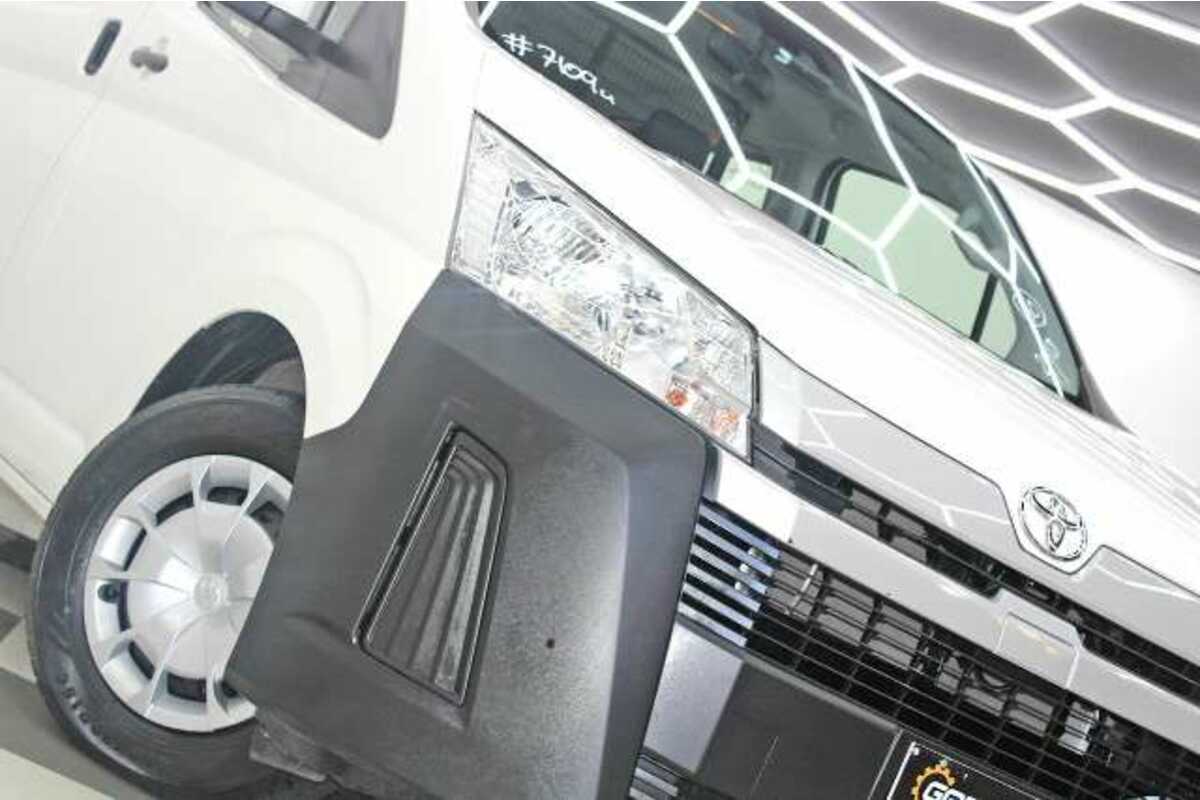 2020 Toyota HIACE LONG WHEELBASE GDH300R