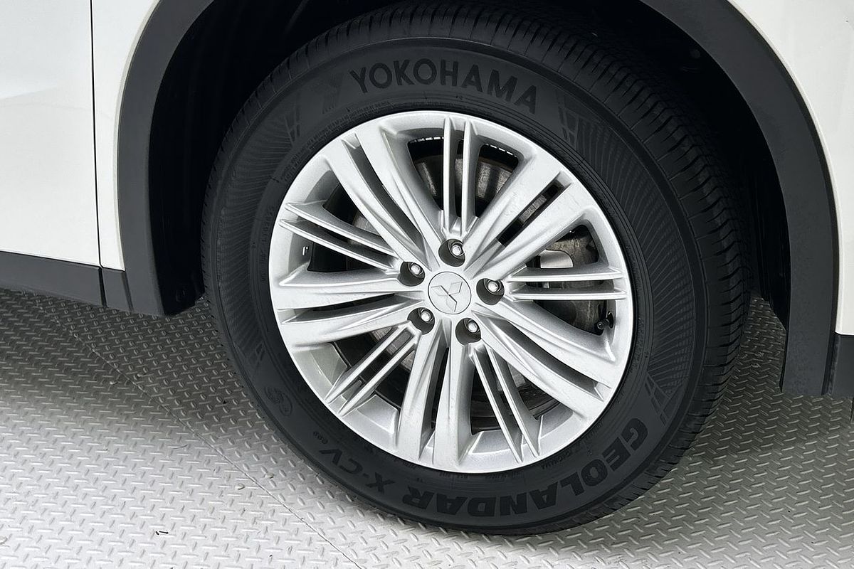 2023 Mitsubishi Outlander ES ZM