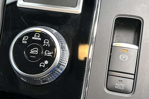 2023 Mitsubishi Outlander ES ZM