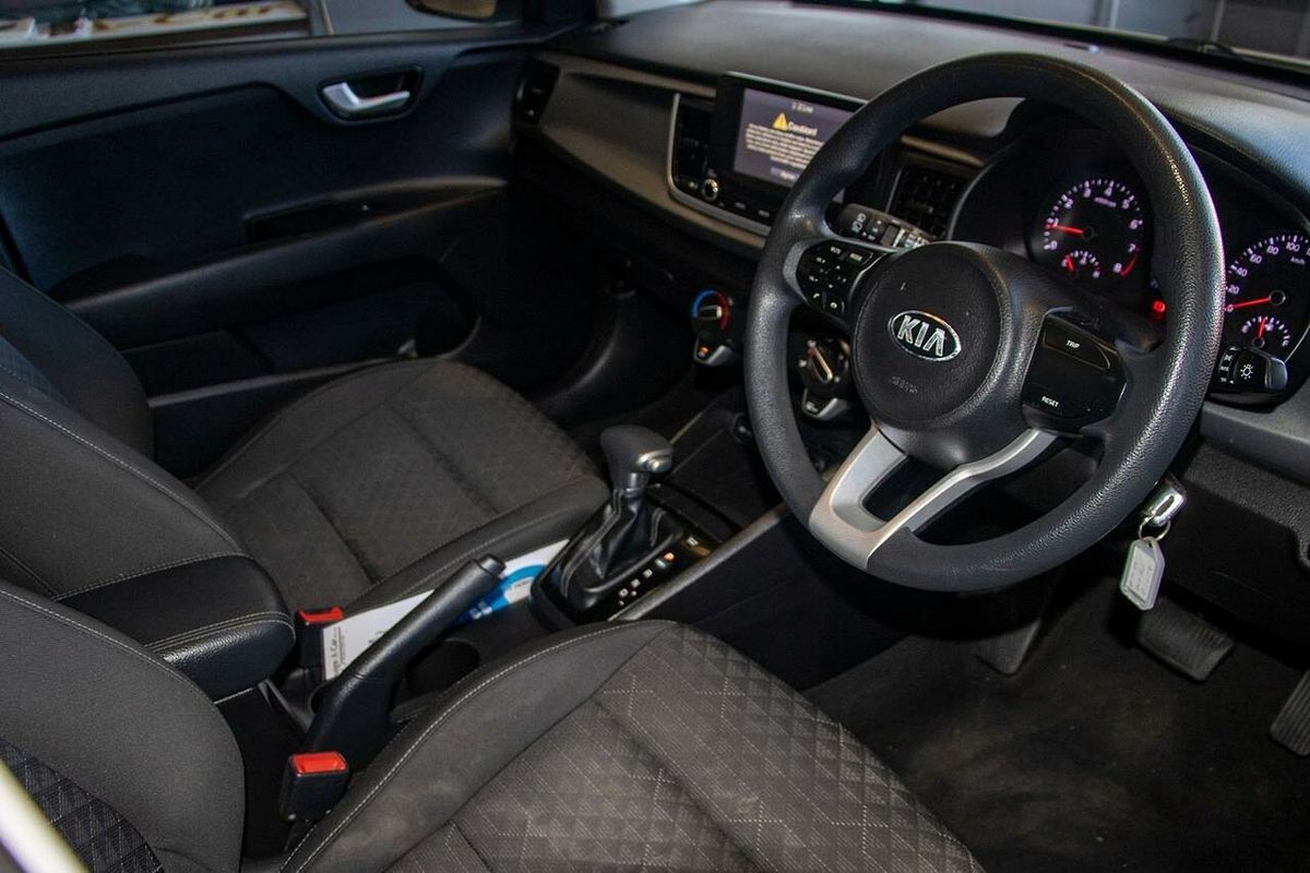 2017 Kia Rio S YB