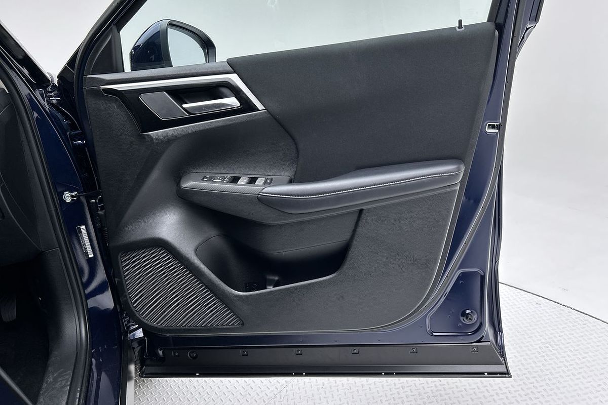 2023 Mitsubishi Outlander LS ZM