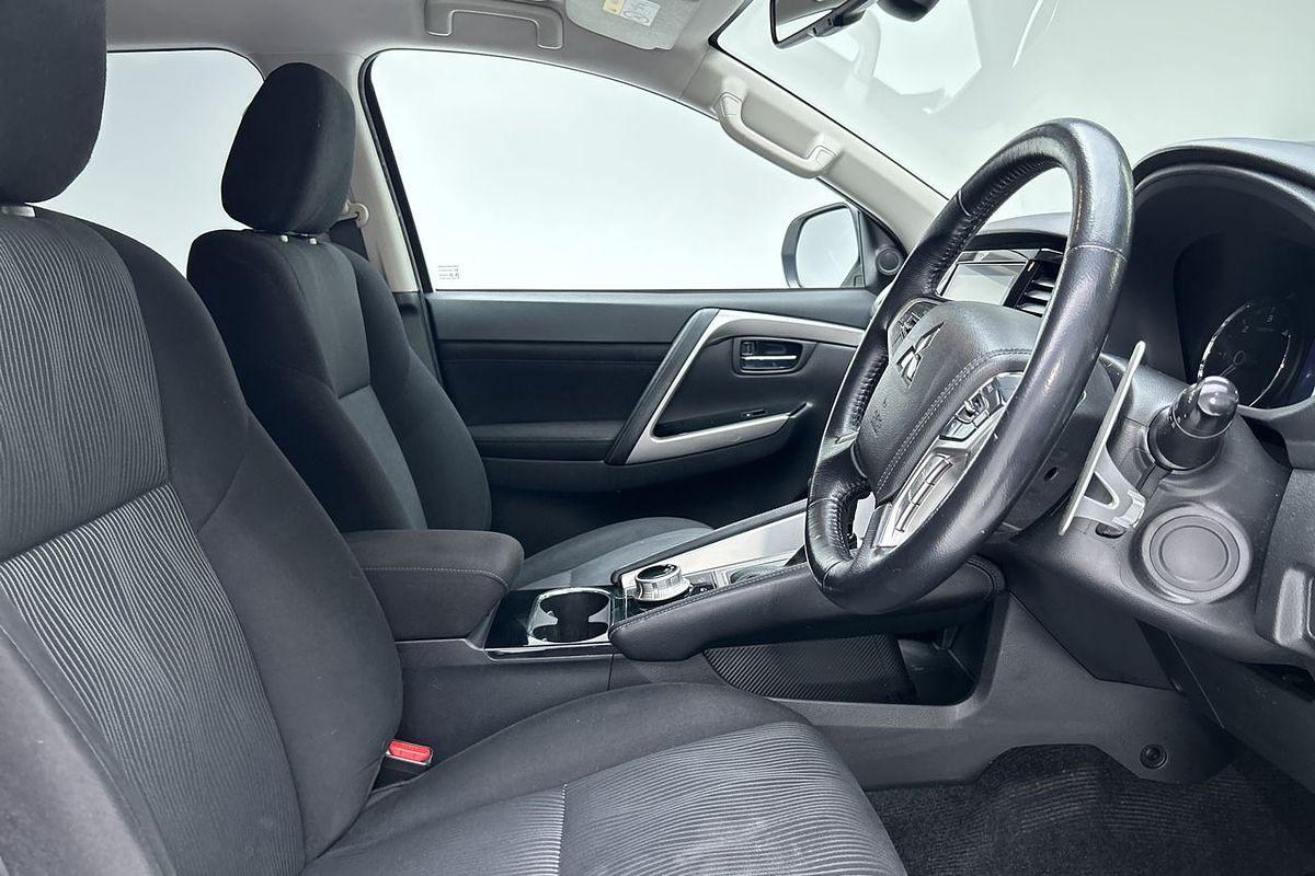 2021 Mitsubishi Pajero Sport GLS QF