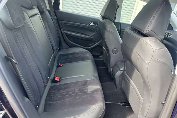 2017 Peugeot 308 Allure T9