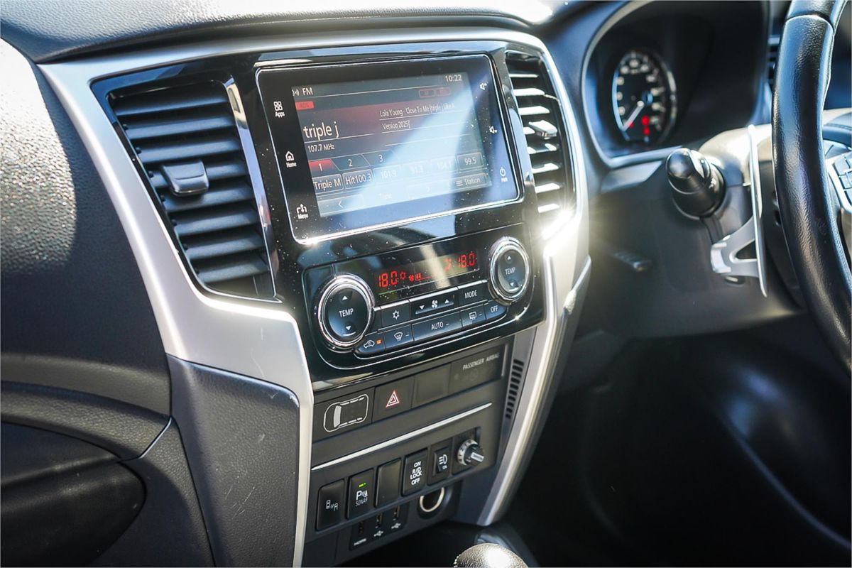 2020 Mitsubishi Triton GLS MR 4X4